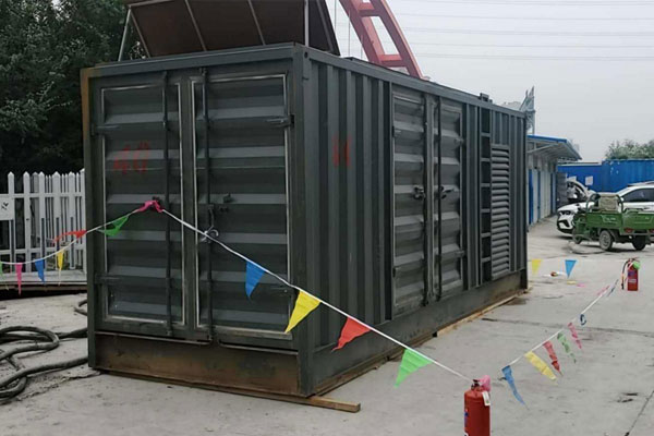 仙游发电机租赁空气滤清器多久更换一次?